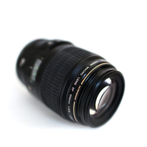Canon EF 100mm f/2.8 USM Macro